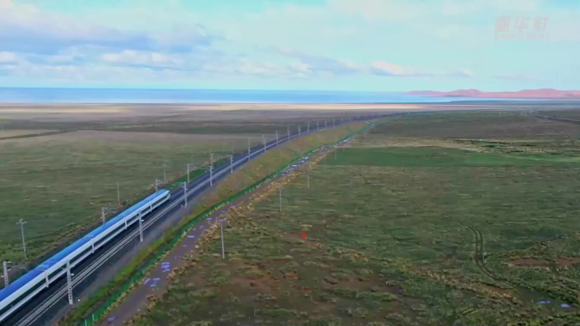 青藏铁路西格段复兴号动车组开始试运行 - 新湖南