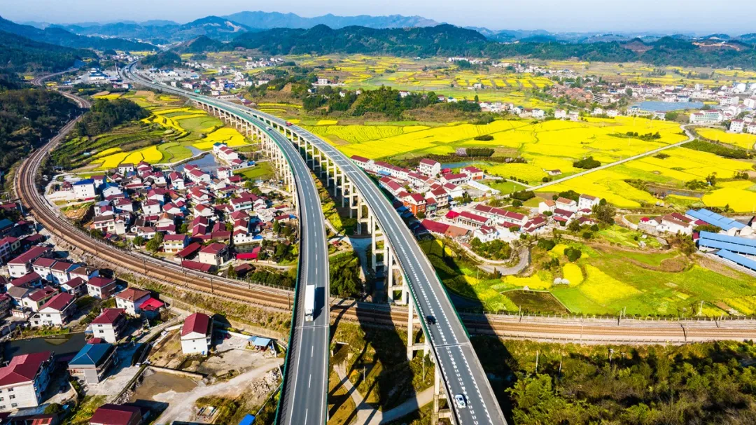 春日限定！湖南這些公路太美了