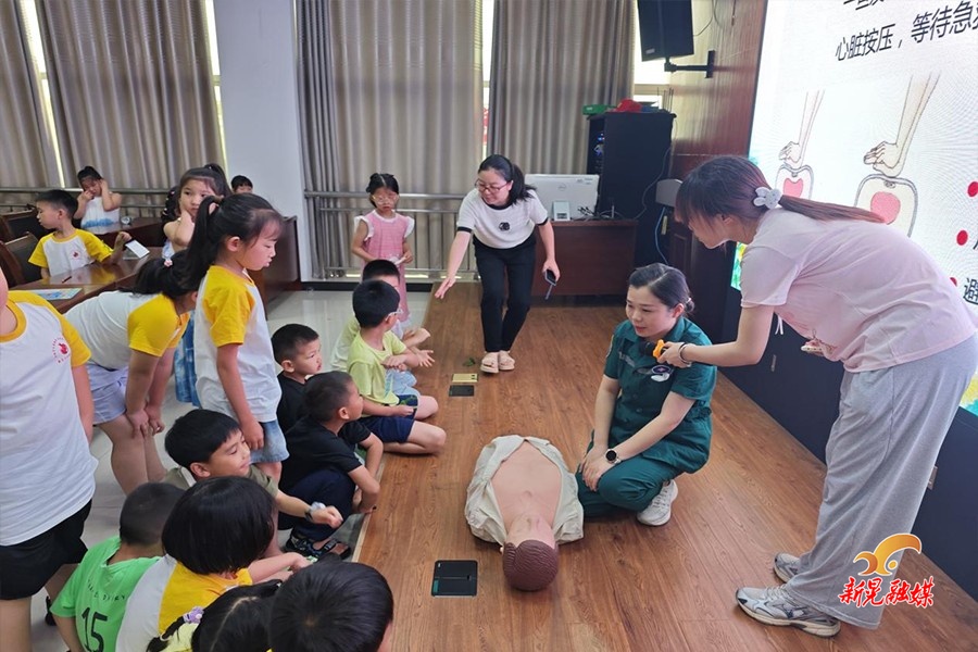 懷化市婦幼專家來晃“送課”：解鎖健康體態(tài)密碼 傳授家庭急救妙招