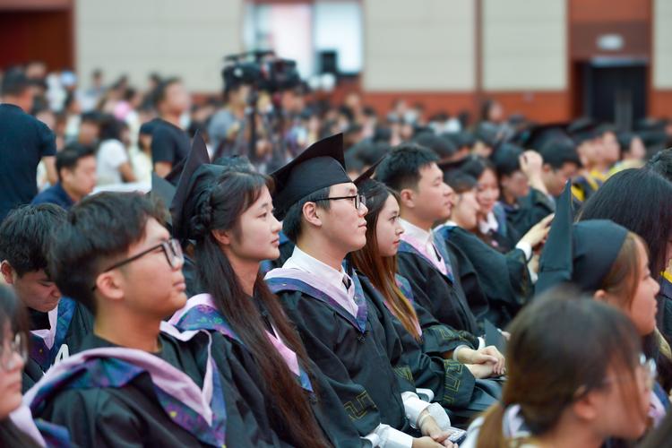 60個！湖南公布2025年高招本科提前批（非藝術(shù)類）征集志愿國家任務(wù)計劃