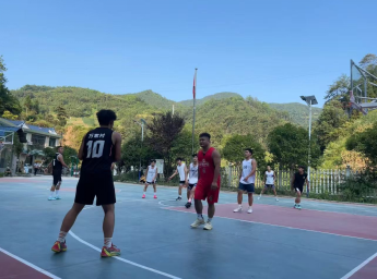 扶罗镇扶罗村与禾滩镇洛溪村联合举办暑期篮球联谊赛  筑牢青少年安全成长防线
