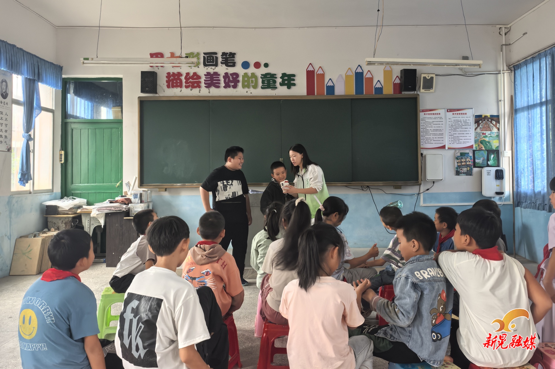 扶罗镇：民政社工进校园 赋能儿童全面发展