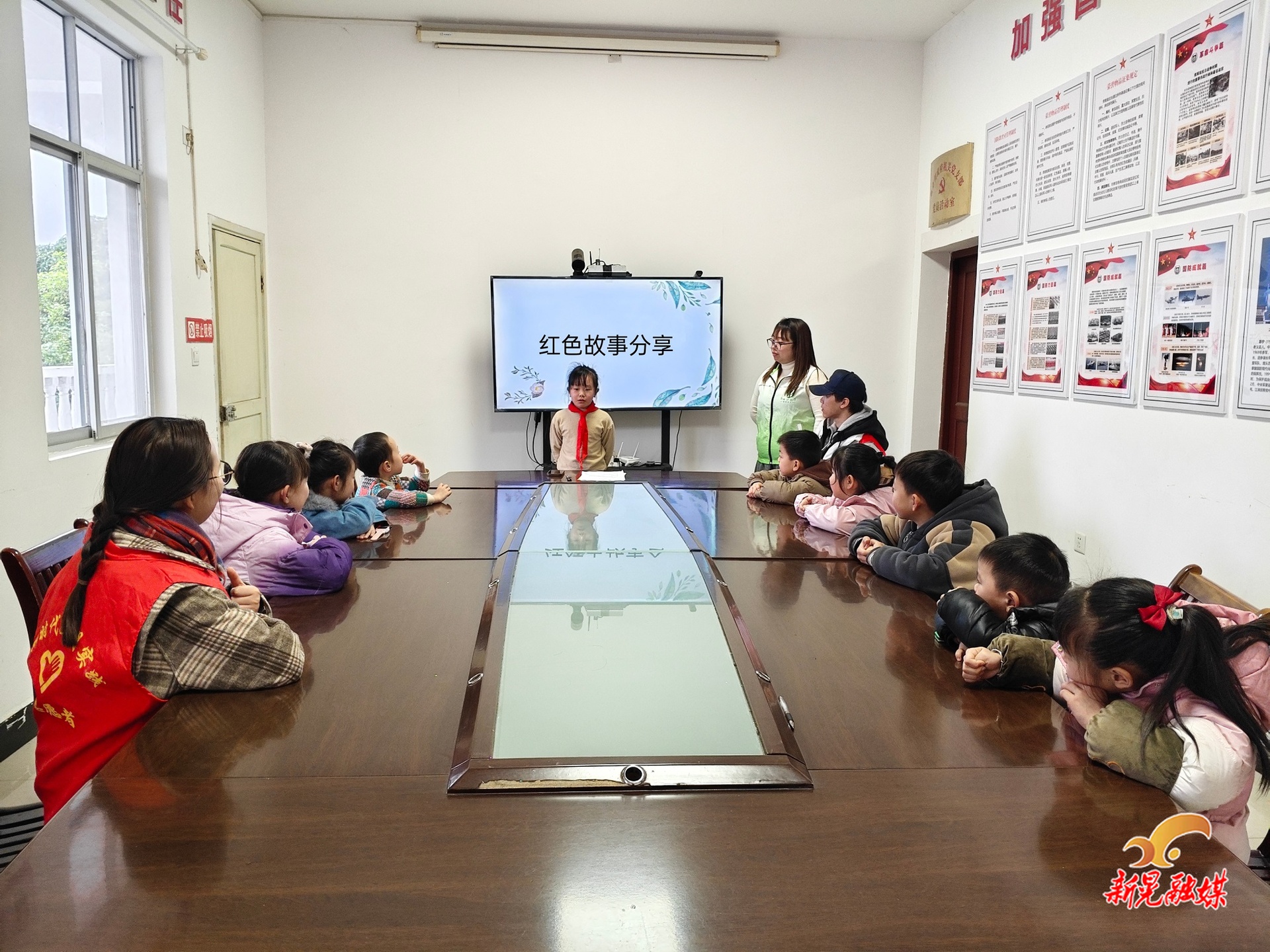 鱼市镇：“少年儿童心向党”  红色润心育新人