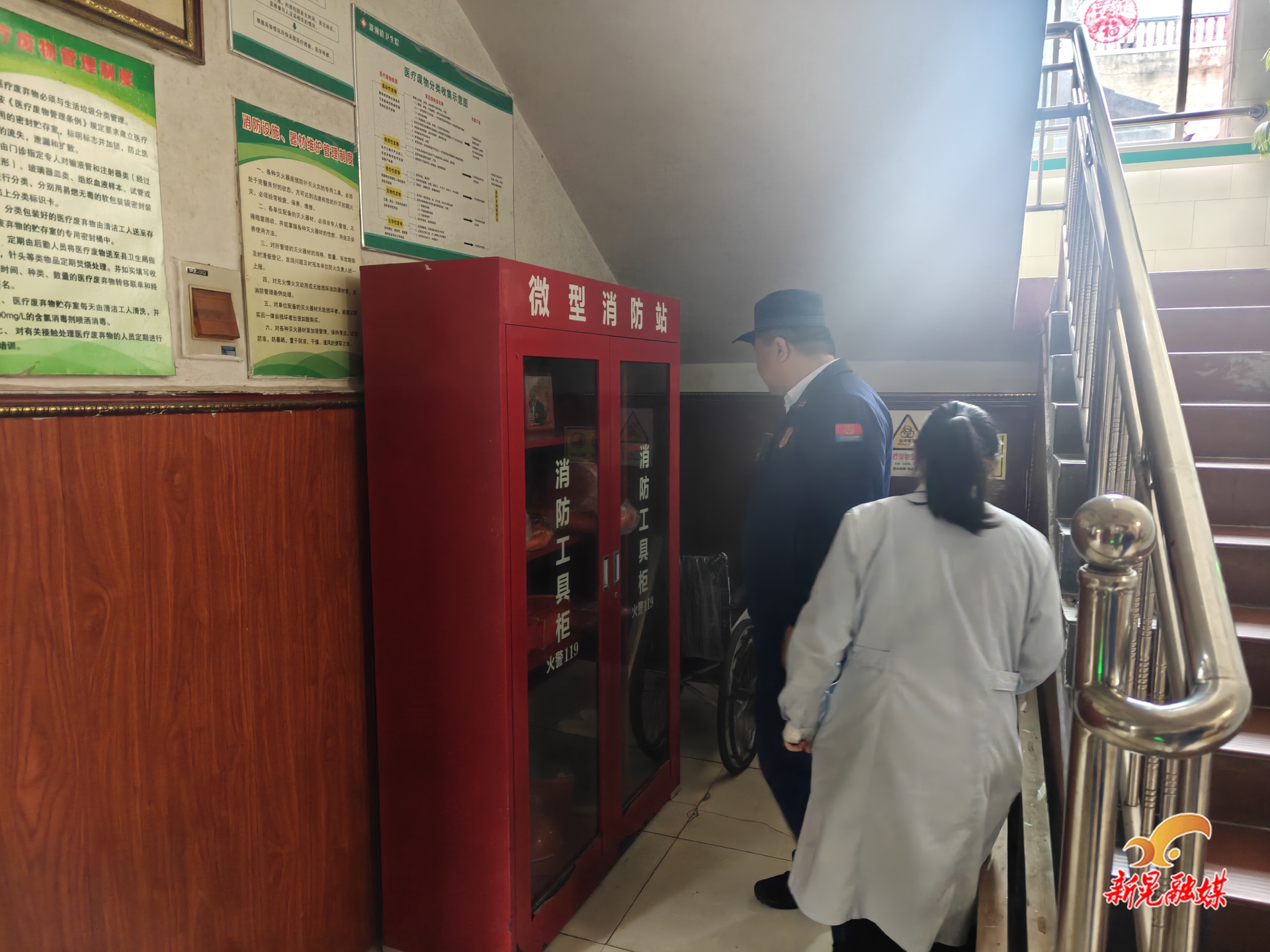 县消防救援局深入医疗机构开展消防安全检查