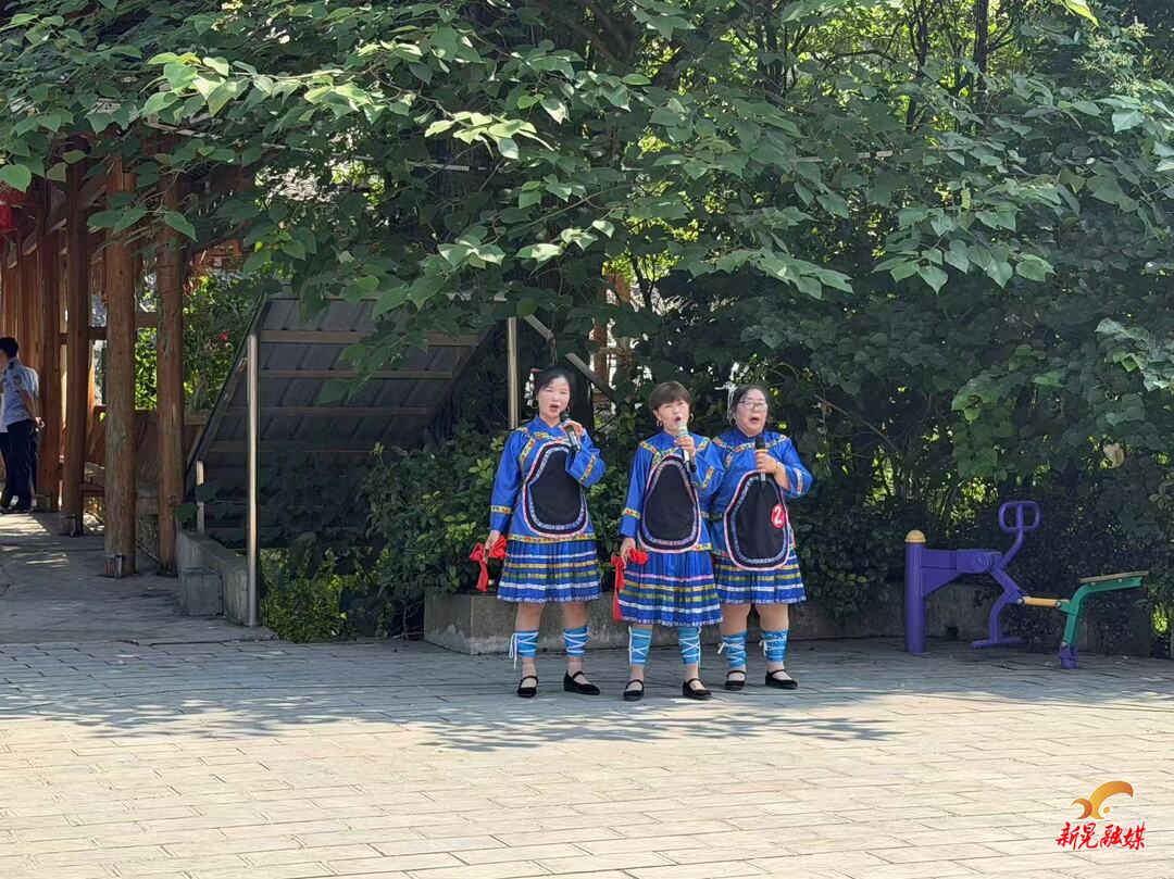 侗寨欢歌迎县庆！中寨镇计寨村院坝村歌会热闹开唱