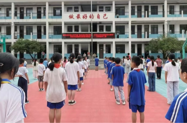禾滩镇关工委：铭史承志忆长征  红色基因润童心