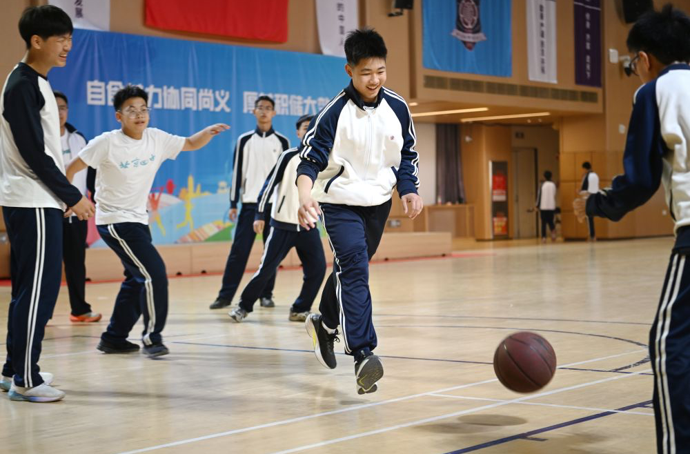 习近平总书记引领健康中国建设