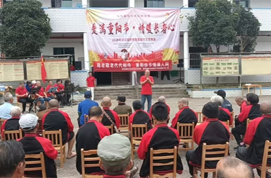 扶罗镇、凉伞镇关工委开展党建带关建交流活动