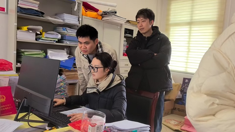 新晃政务服务中心深入乡镇推进“农村建房”一件事工作