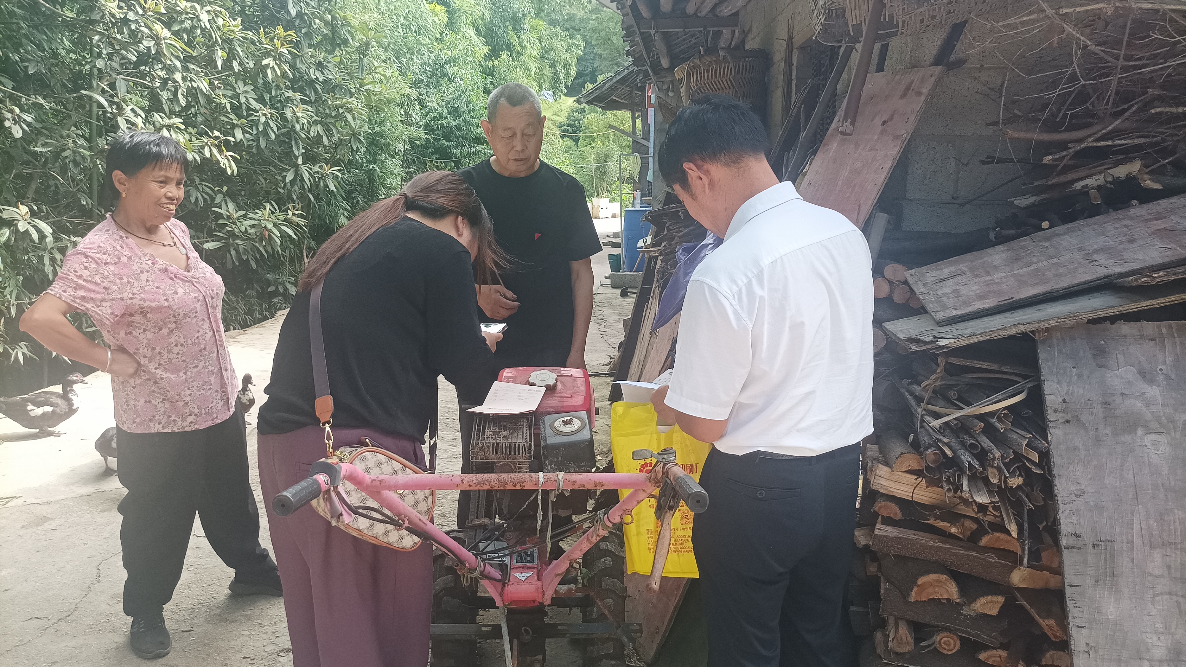 新晃魚市鎮(zhèn)：補貼政策“送上門” 惠民服務暖民心