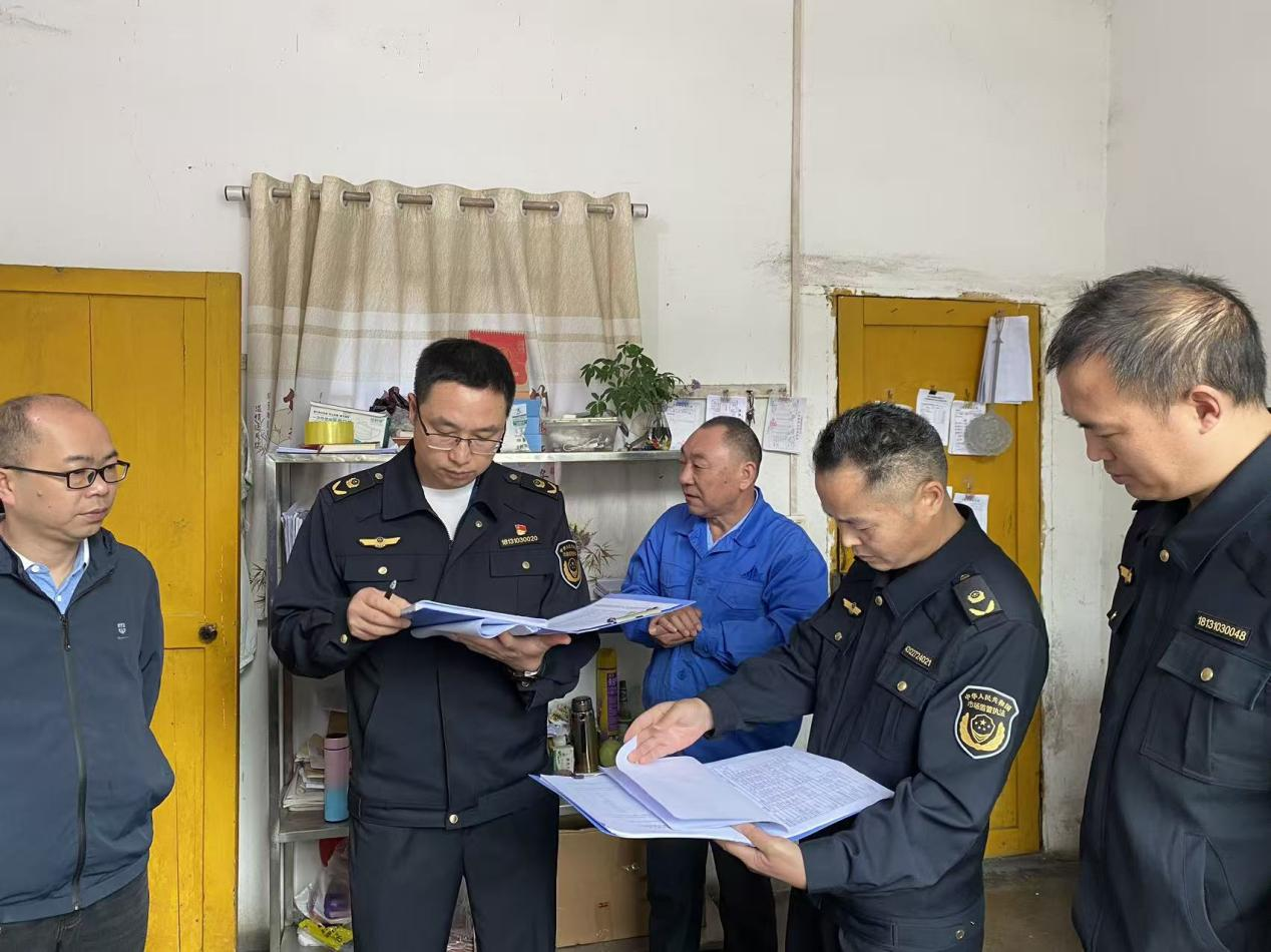 新晃市场监督管理局开展安全生产大排查大整治专项行动