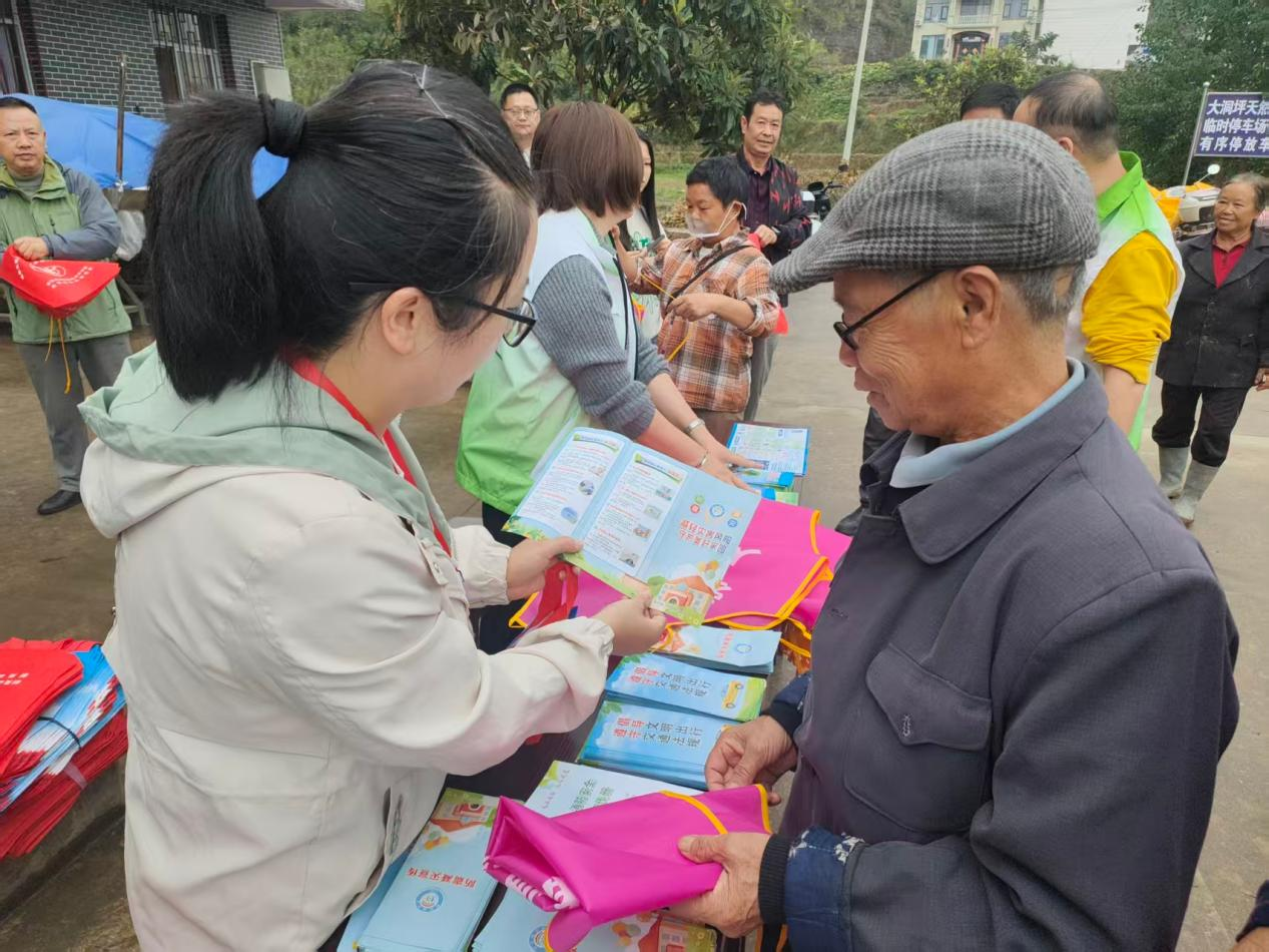 晃州镇开展防灾减灾系列宣传活动